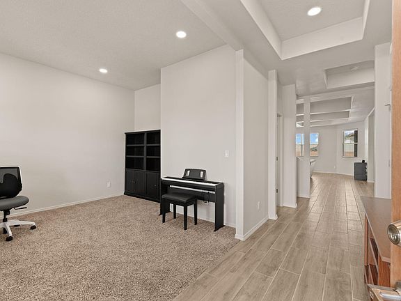 5th image of 11415 Manzano Vista Ave SE