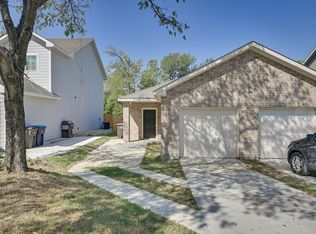 2028 Brookes St, Fort Worth, TX 76105