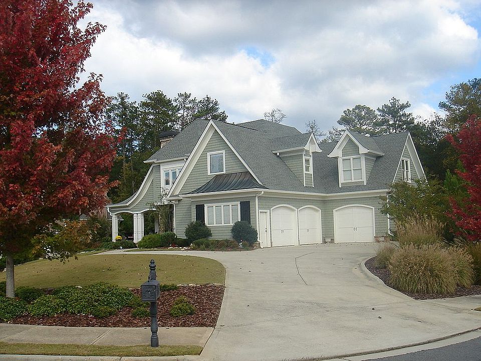 2nd image of 555 Boulder Way