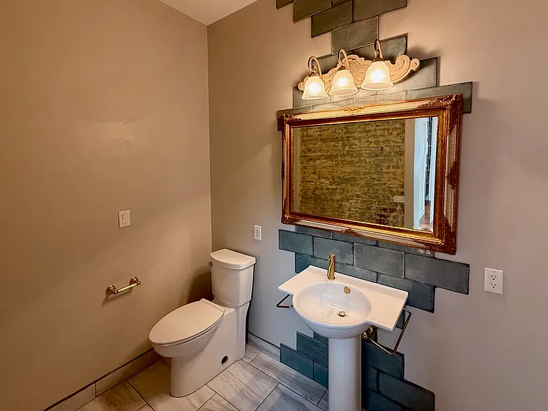 Powder room