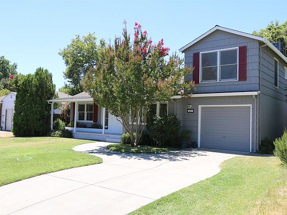 3rd image of 2833 Carrisa Way
