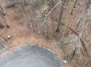 203 Adams Dr, Commerce, GA