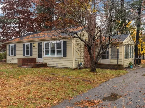 87 Gardner St, Rockland, MA 02370