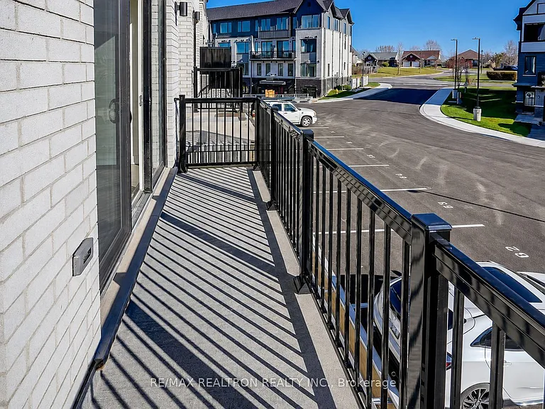 160 Densmore Rd #1104 — Photo 15