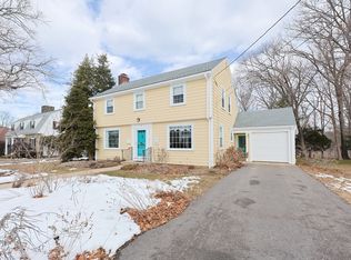 85 Payson St, Attleboro, MA 02703