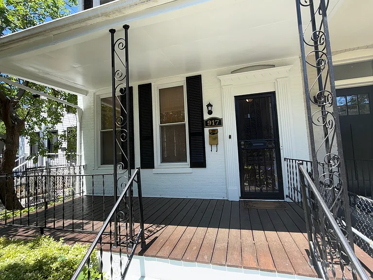 917 Hamilton St NW — Photo 20