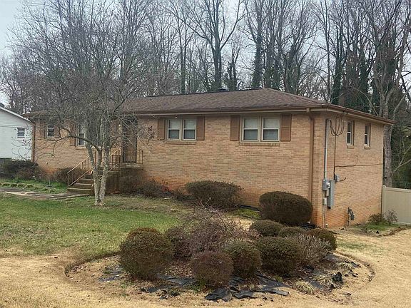 3rd image of 13 Longmeadow Rd