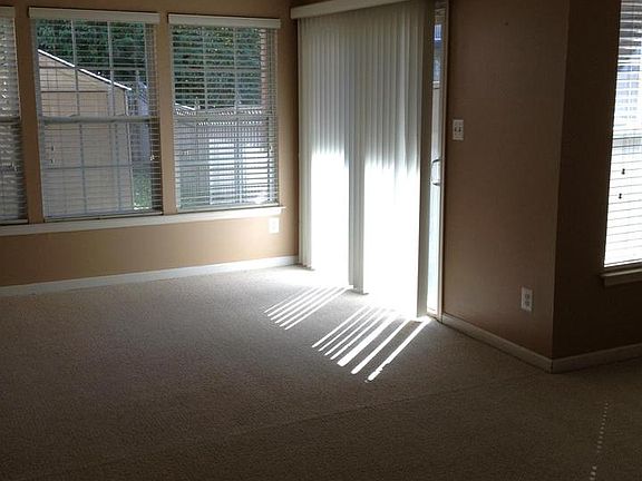 3rd image of 2133 Mardic Dr