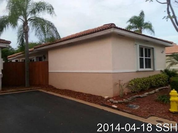 3rd image of 4731 NW 7th Mnr