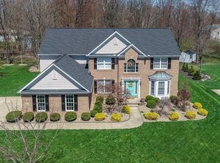 79 Diamond Blvd, Streetsboro, OH 44241