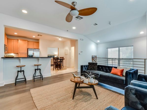 2608 E 6th St APT 8
