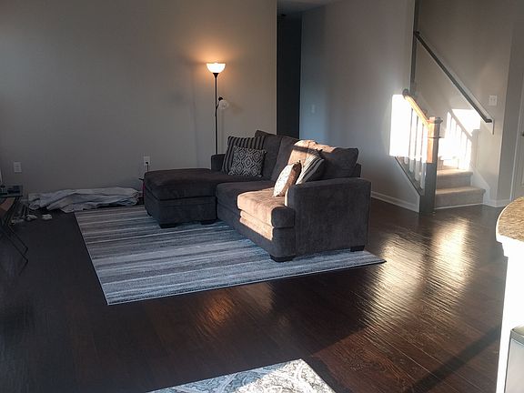 5th image of 1809 Nellora Ln