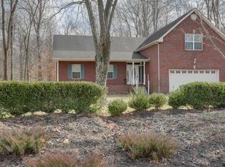 121 Oak Park Ct, White House, TN 37188