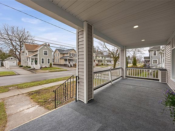 4th image of 38 Tracy Ave