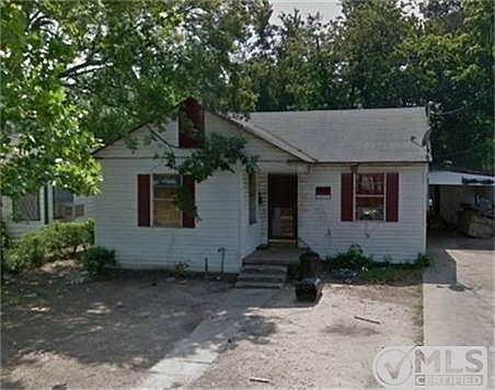 1st image of 127 Lamar St