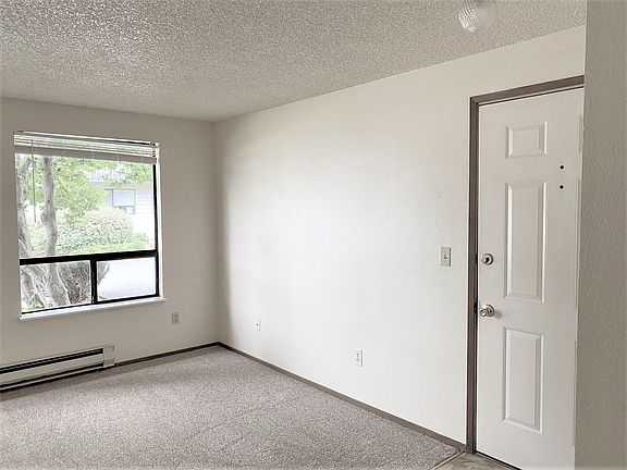 3rd image of 565 SE 8th Ave APT A202