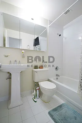Rented by Bold New York | media 27