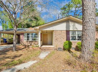 6411 Huntleigh Ct, Fayetteville, NC 28303