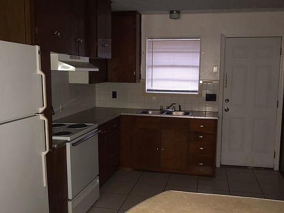 2nd image of 5670 Akra Ave #1