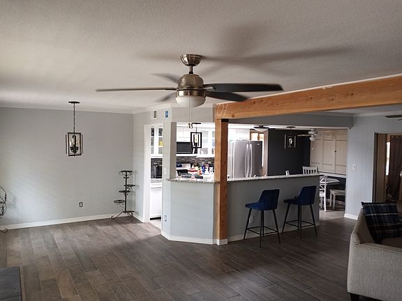 2nd image of 724 Quinta Luz Cir