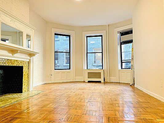 2nd image of 327 W 89th St #3A