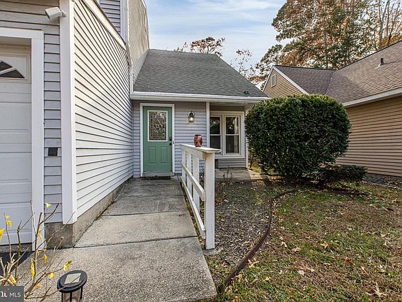 5th image of 732 Whalers Cove Ct