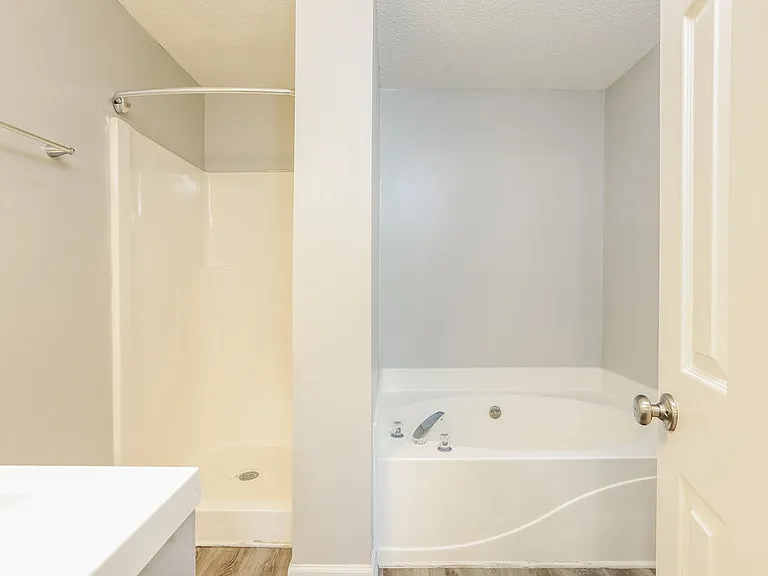 1376 Camrose Ct — Photo 11