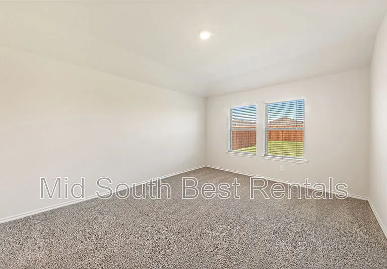 6301 Surfside Dr — Photo 17