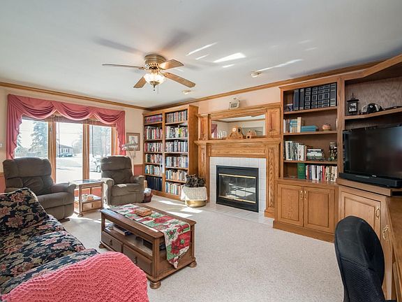 Great Room With Fireplace