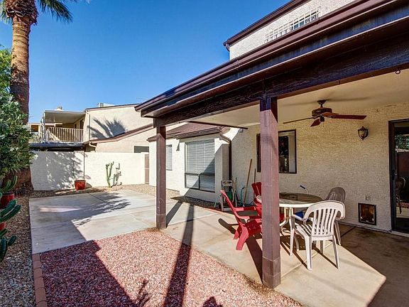 2nd image of 2523 E Paradise Dr
