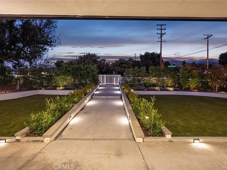 3890 Shadow Grove Rd — Photo 51