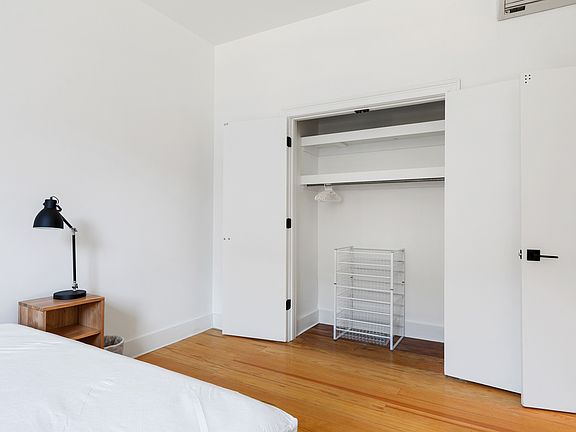 4th image of 267 W 139th St #2LPRIVATEROOM2