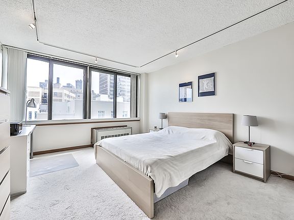 4th image of 2754 N Hampden Ct APT 906