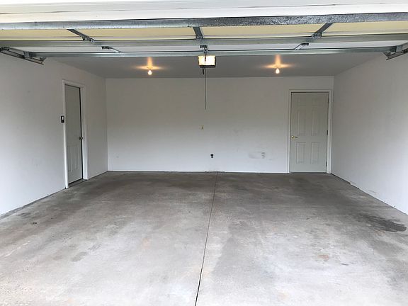 4th image of 1338 Mark Ave APT 2