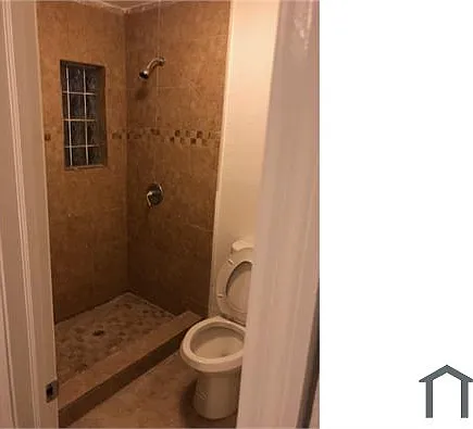 5260 NE 16th Ave — Photo 6