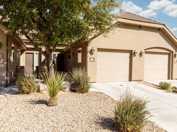 2020 N Pebble Beach Dr, Washington, UT 84780