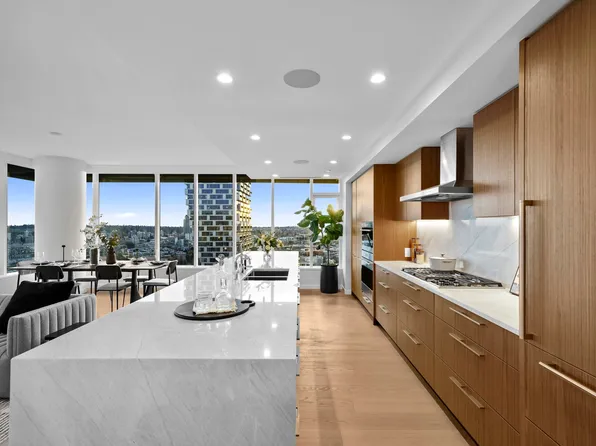 1335 Howe St #3503, Vancouver, BC V6Z 0H1