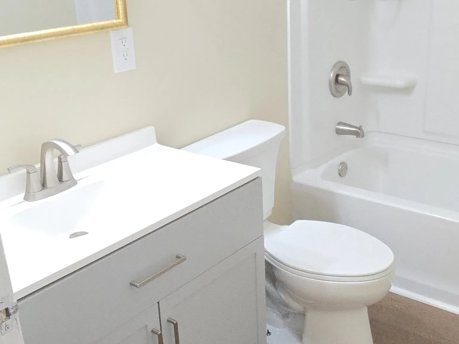 2 bed, 900 sqft, $1,295 — Photo 4