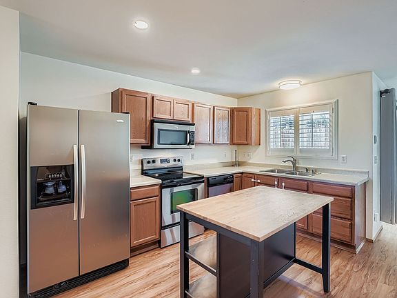 3rd image of 33707 SE Tibbits St #11