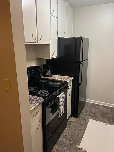 131 Wedgewood Dr #1 Photo 1