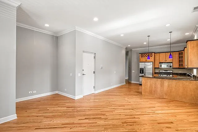 3501 N Sheffield Ave #2S — Photo 5