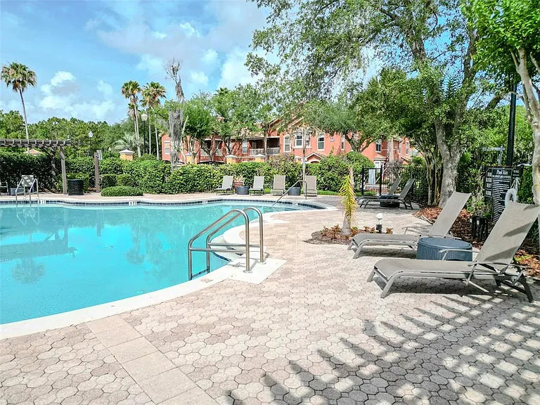 8818 Villa View Cir #204 — Photo 34