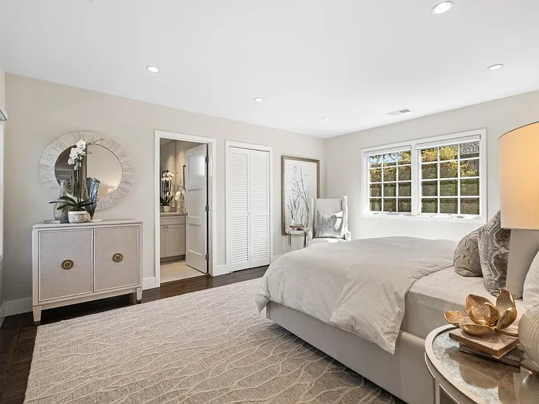 1625 Coronado Way — Photo 3