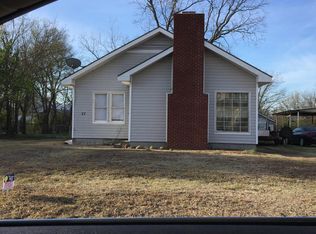 27 E Drummond St, Shawnee, OK 74801