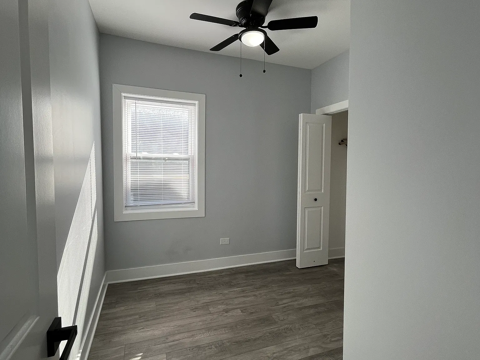 2 bed, 1000 sqft, $1,700 — Photo 4