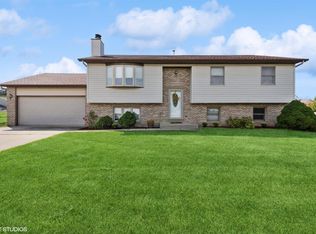 8568 Taney St, Merrillville, IN 46410