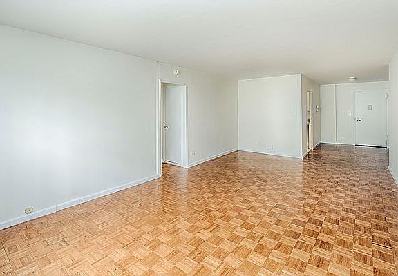 2nd image of 401 E 89th St APT 1J