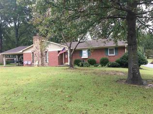 8069 E Denney Dr, Milan, TN 38358