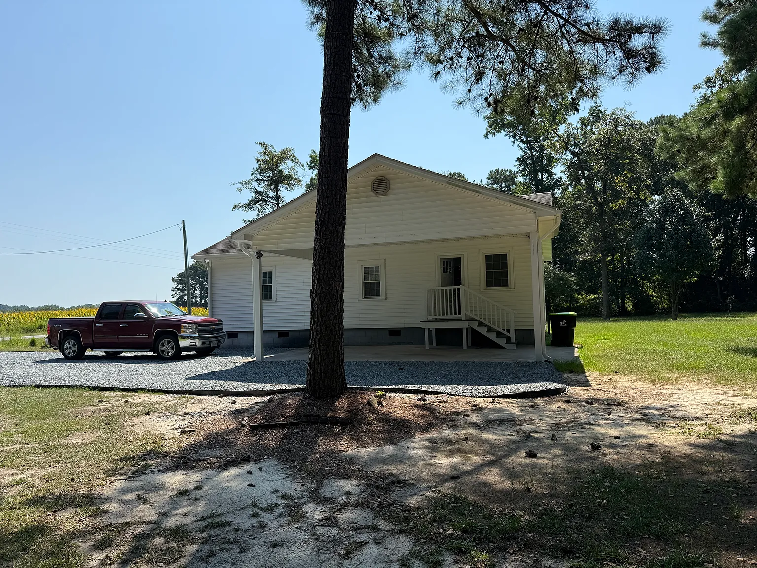 2 bed, 900 sqft, $1,500 — Photo 1