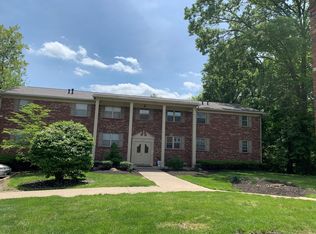 5019 Cooper Rd #5, Cincinnati, OH 45242